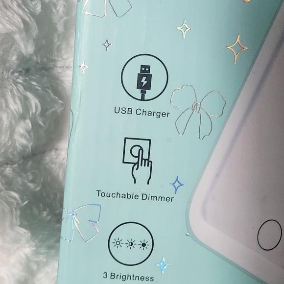 LED Makeup Mirror - Picture 8 of 11